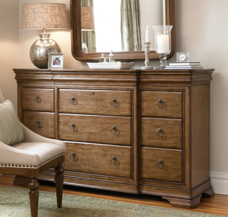 Universal Furniture New Lou Bedroom Collection