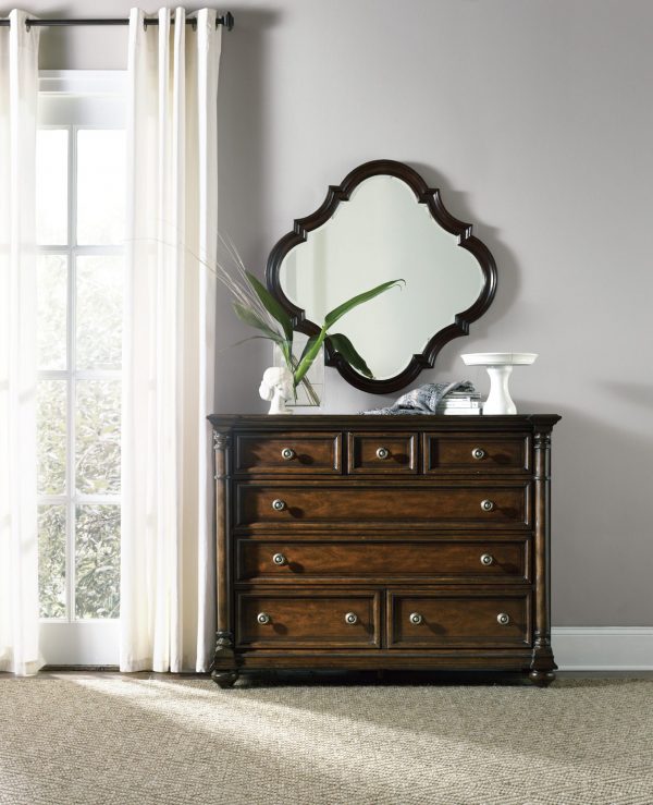 Hooker Furniture Leesburg Bedroom Collection with Upholstered Bed-9152