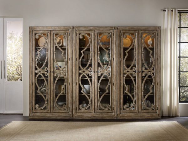 Hooker Furniture Solana Bunching Curio Cabinet