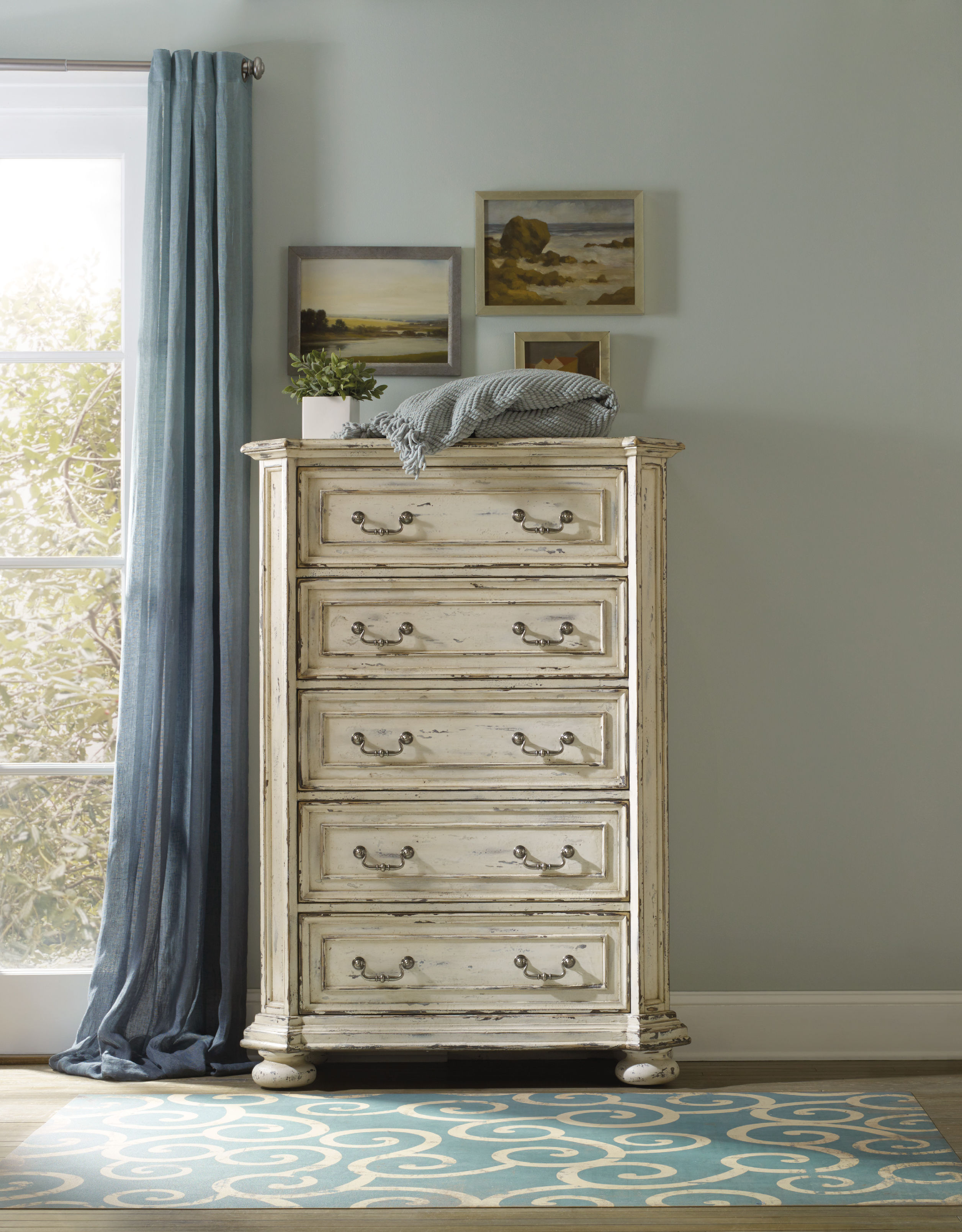 Hooker Furniture Sanctuary Bedroom Collection Vintage White Finish