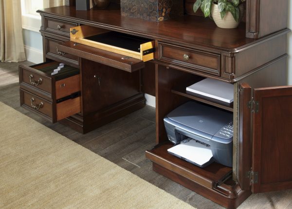 Liberty Furniture Brayton Manor Jr. Executive Home Office Collection