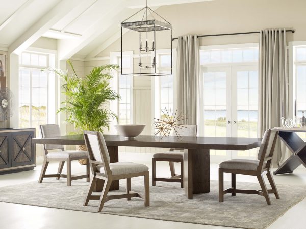 Vanguard Schiller Dining Table w/Scoville Chairs