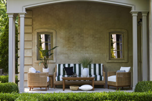 Summer Classics Outdoor Furniture
