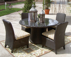Anacara Carlysle Dining