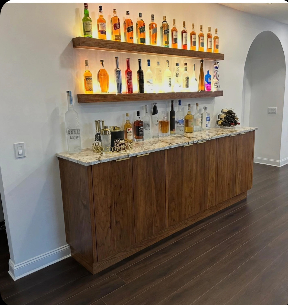 CUSTOM BAR